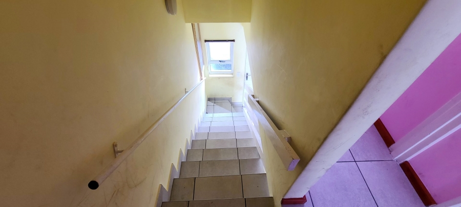 2 Bedroom Property for Sale in Stratford Green Western Cape